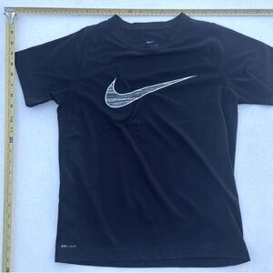 Nike DriFit Youth Large Shirt